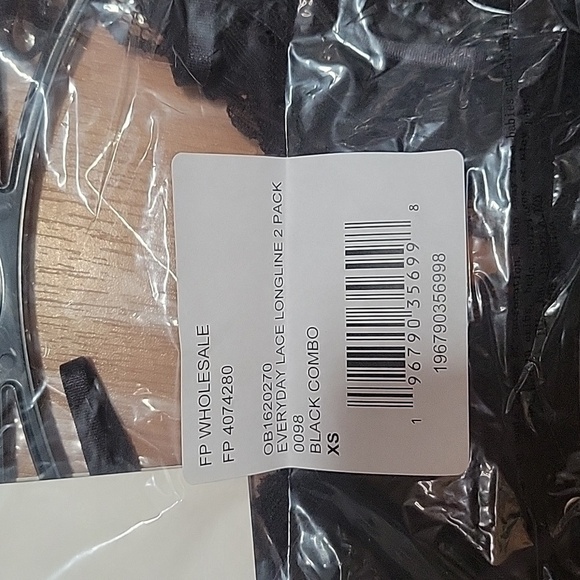 FREE PEOPLE INTIMATELY EVERYDAY LACE LONGLINE BRA 2-PACK IN BLACK COMBO - Picture 6 of 7